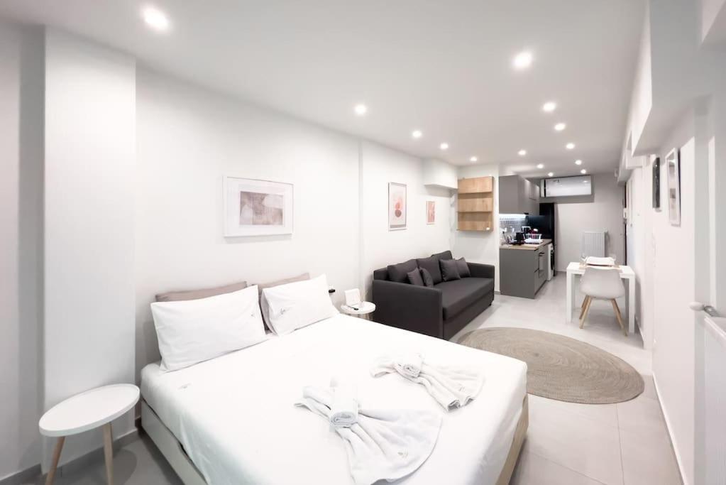 Luxury Studio With Garden Next To Acropolis Athen Exterior foto