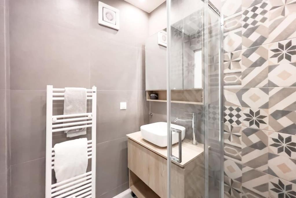 Luxury Studio With Garden Next To Acropolis Athen Exterior foto
