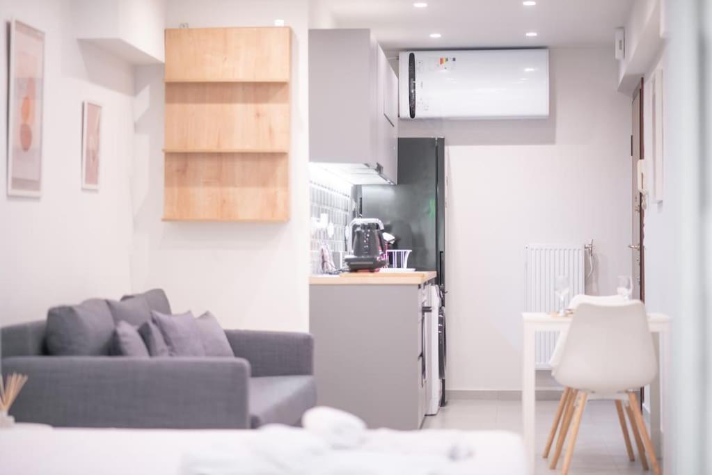 Luxury Studio With Garden Next To Acropolis Athen Exterior foto